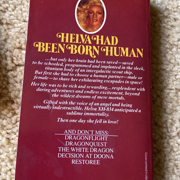 Set of 3 Vintage Anne McCaffrey books - Picture 4 of 6